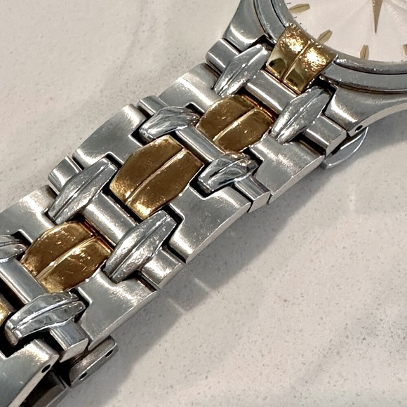 Whittnauer Mens Two Tone Swiss Watch-Sapphire Crystal, Stainless Steel Case-35mm - Picture 8 of 14